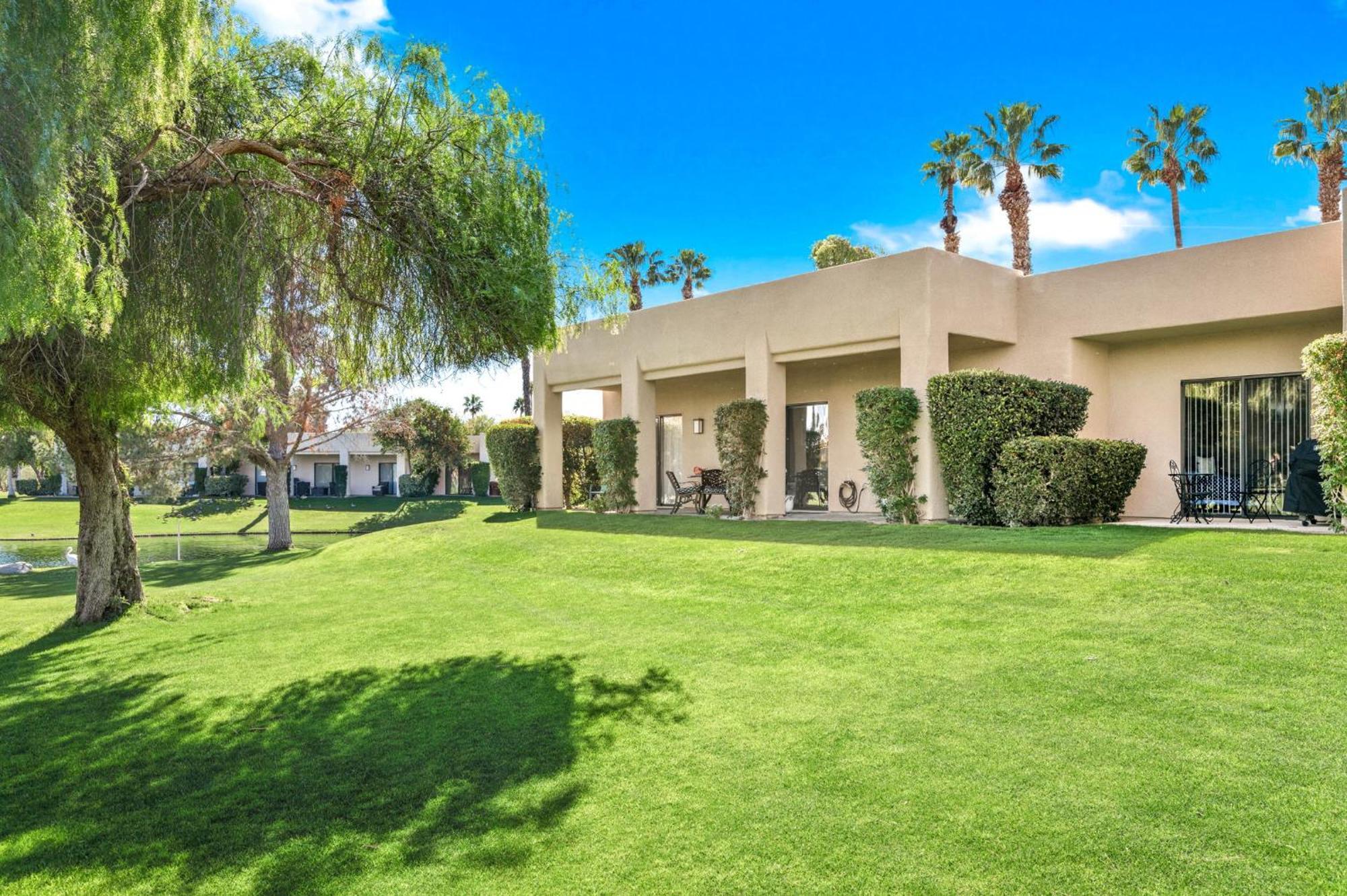 Villa Midnights At The Oasis Cathedral City Exterior foto